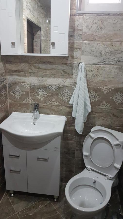 Къща За Гости "Люнгови" Zmeitsa Esterno foto